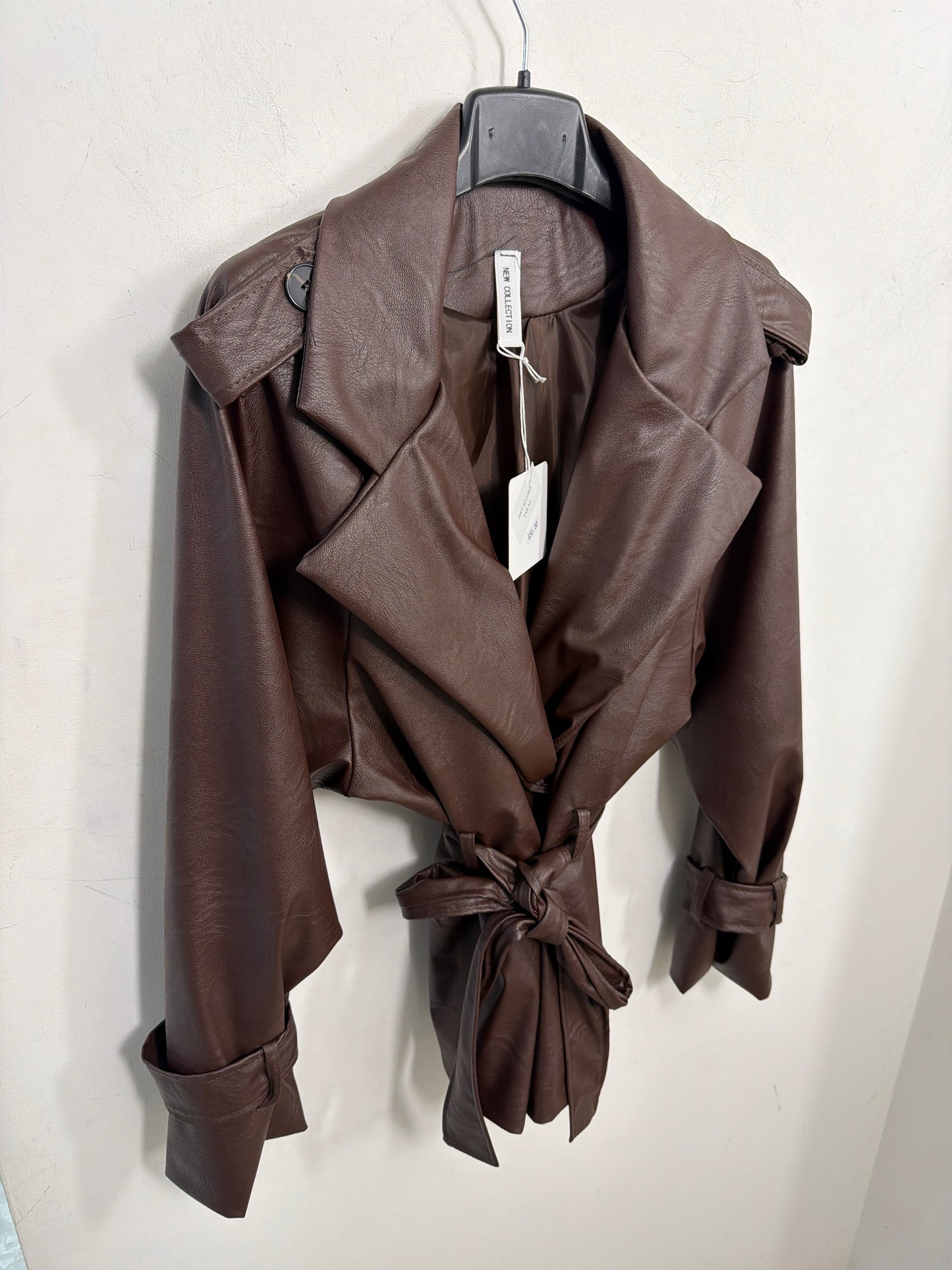 Giacca in pelle con cinta